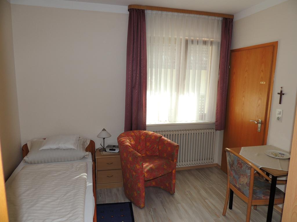 Gästehaus und Ferienwohnung Bächle Bad Peterstal-Griesbach Zimmer foto